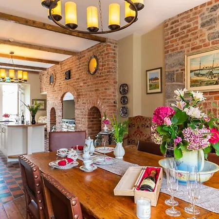 Beautifully Restored Soldier's Barracks To Sleep 10 People